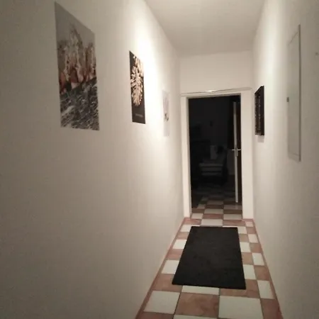 Studiowohnung, Neu Renoviert, Zentrale Lage Saarlouis Exterior foto
